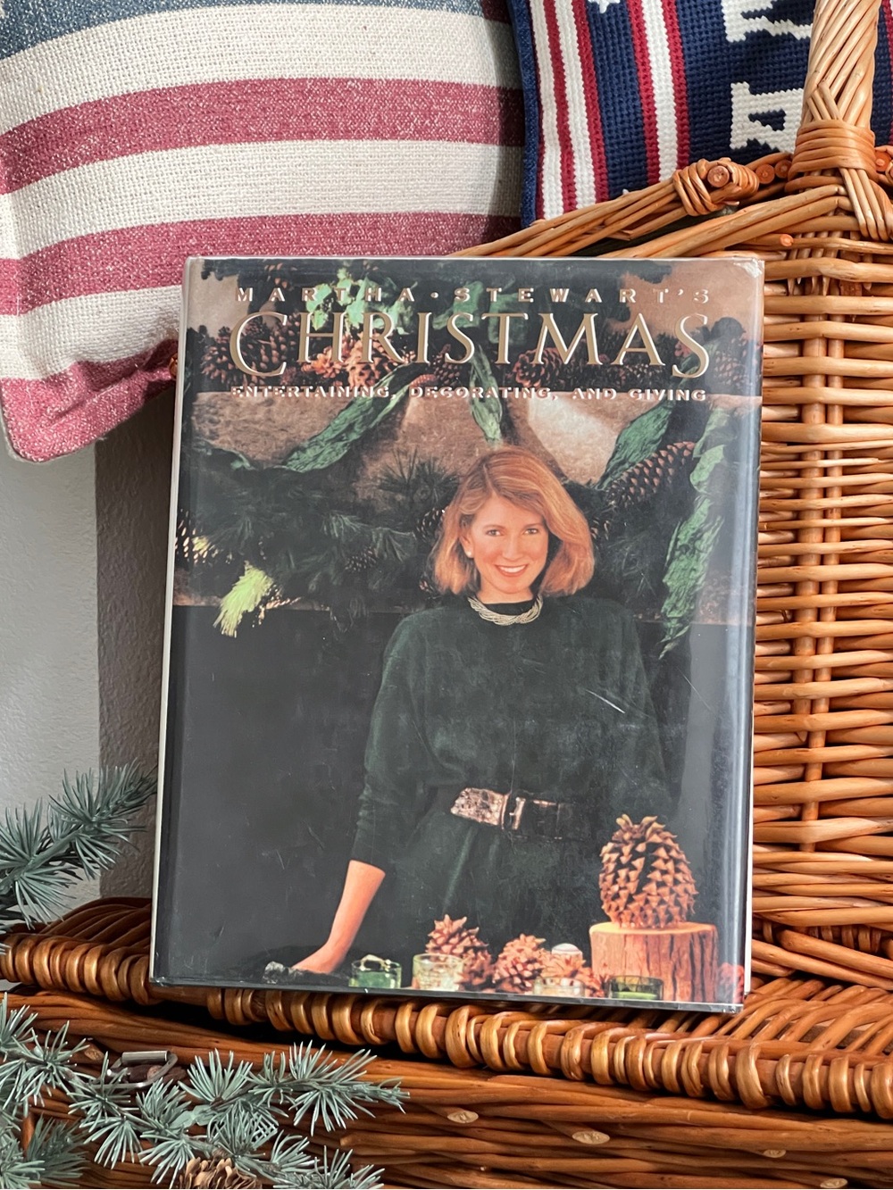 Christmas Entertaining Decorating & Giving Hardcover Vintage